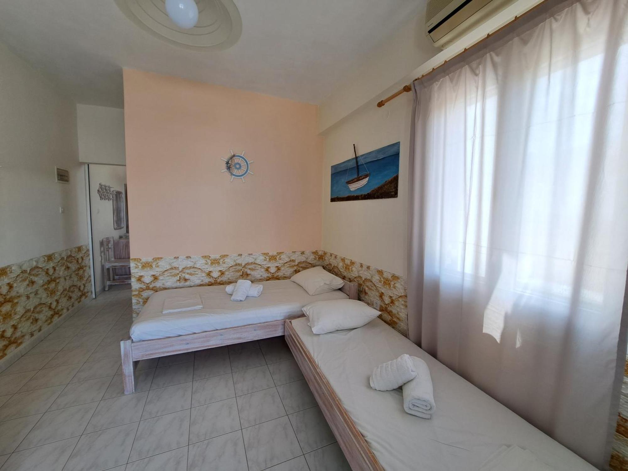 Peaceful Bay Hotel Megas Gialos - Nites Phòng bức ảnh
